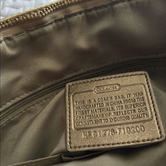 Coach purse - Picture 4 of 6